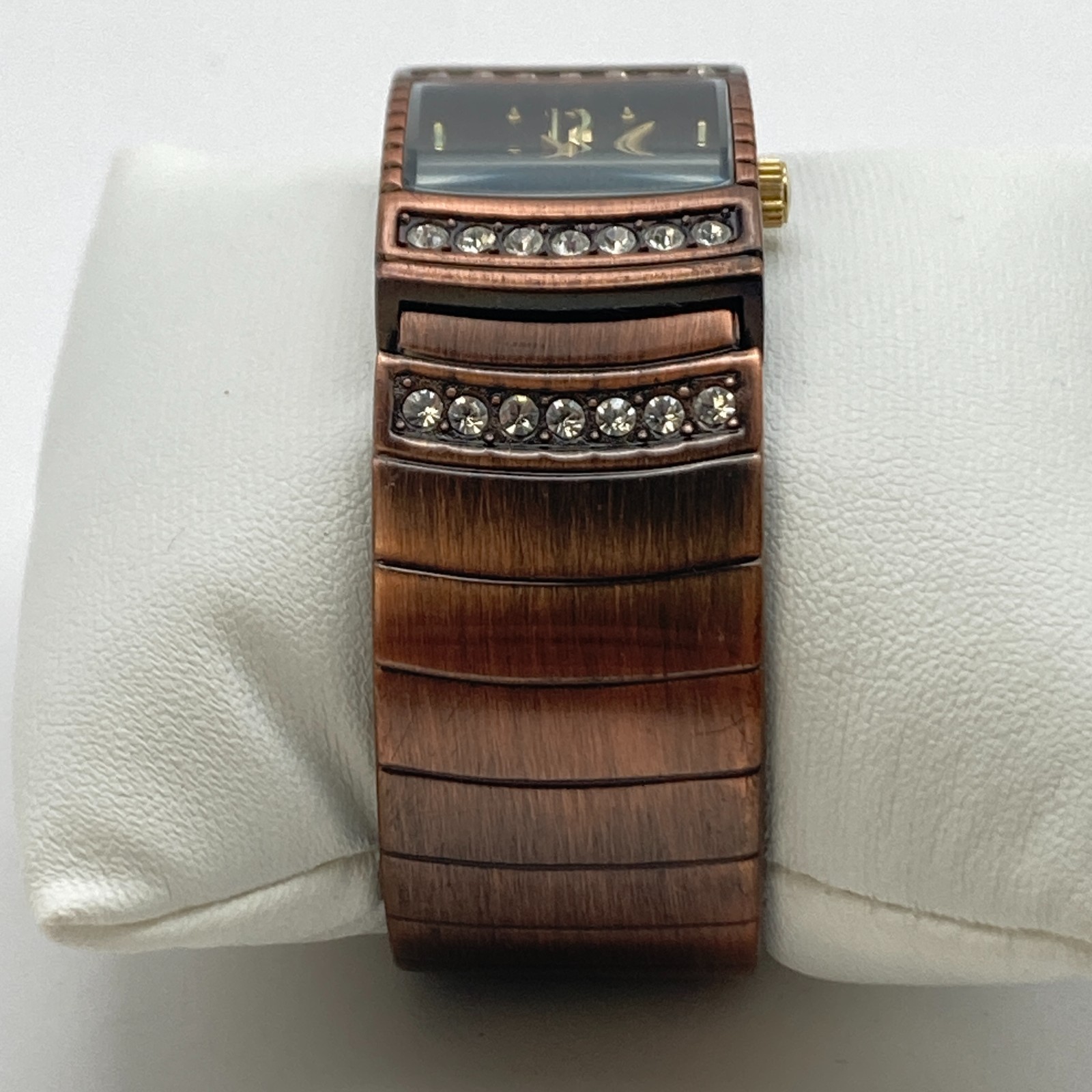 Massini Women’s Watch 24mm Copper Tone Cuff Crystals Bling New Battery 6.25″