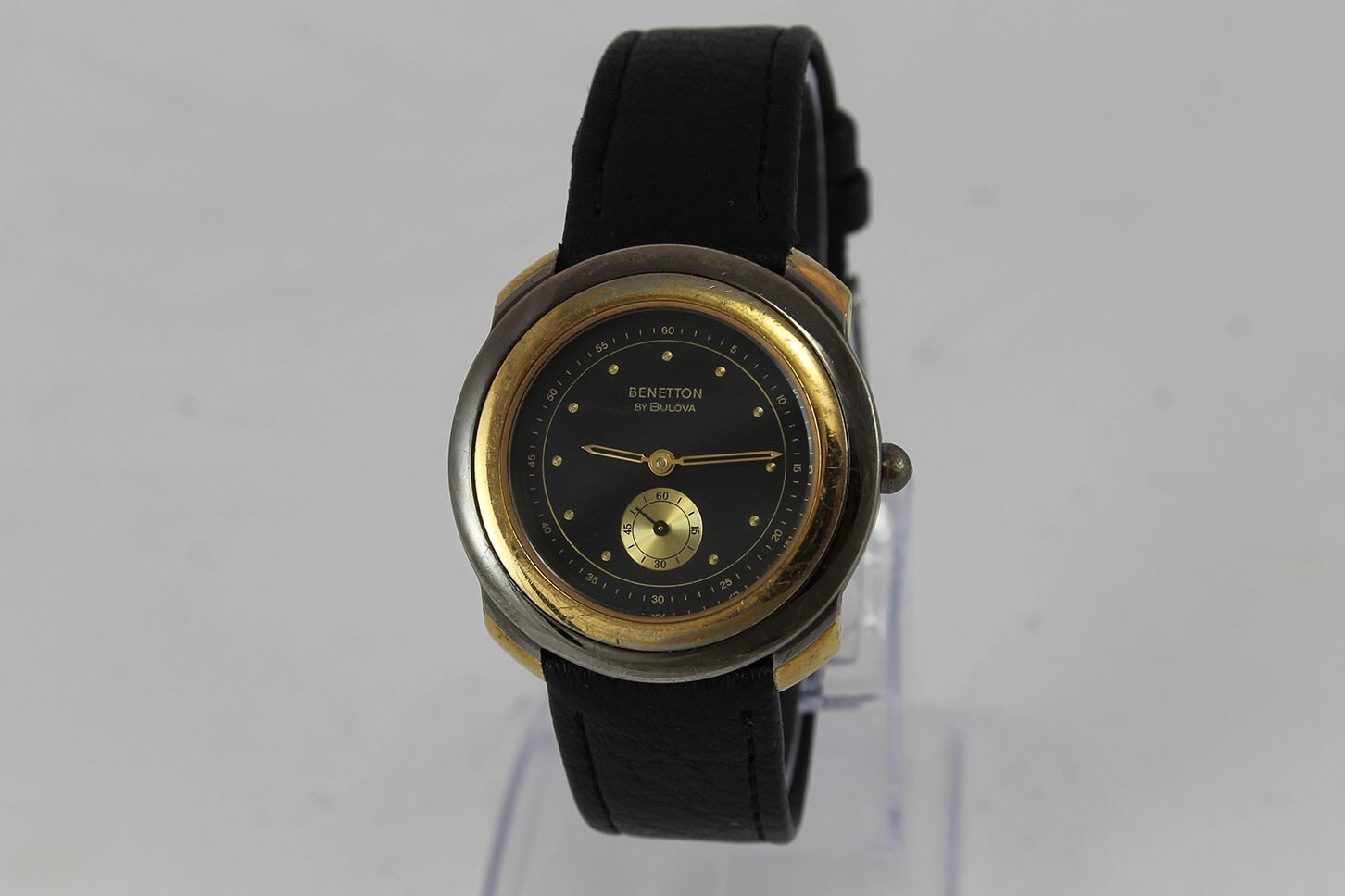 Vintage BENETTON By BULOVA United Colors Swiss Quartz Watch
