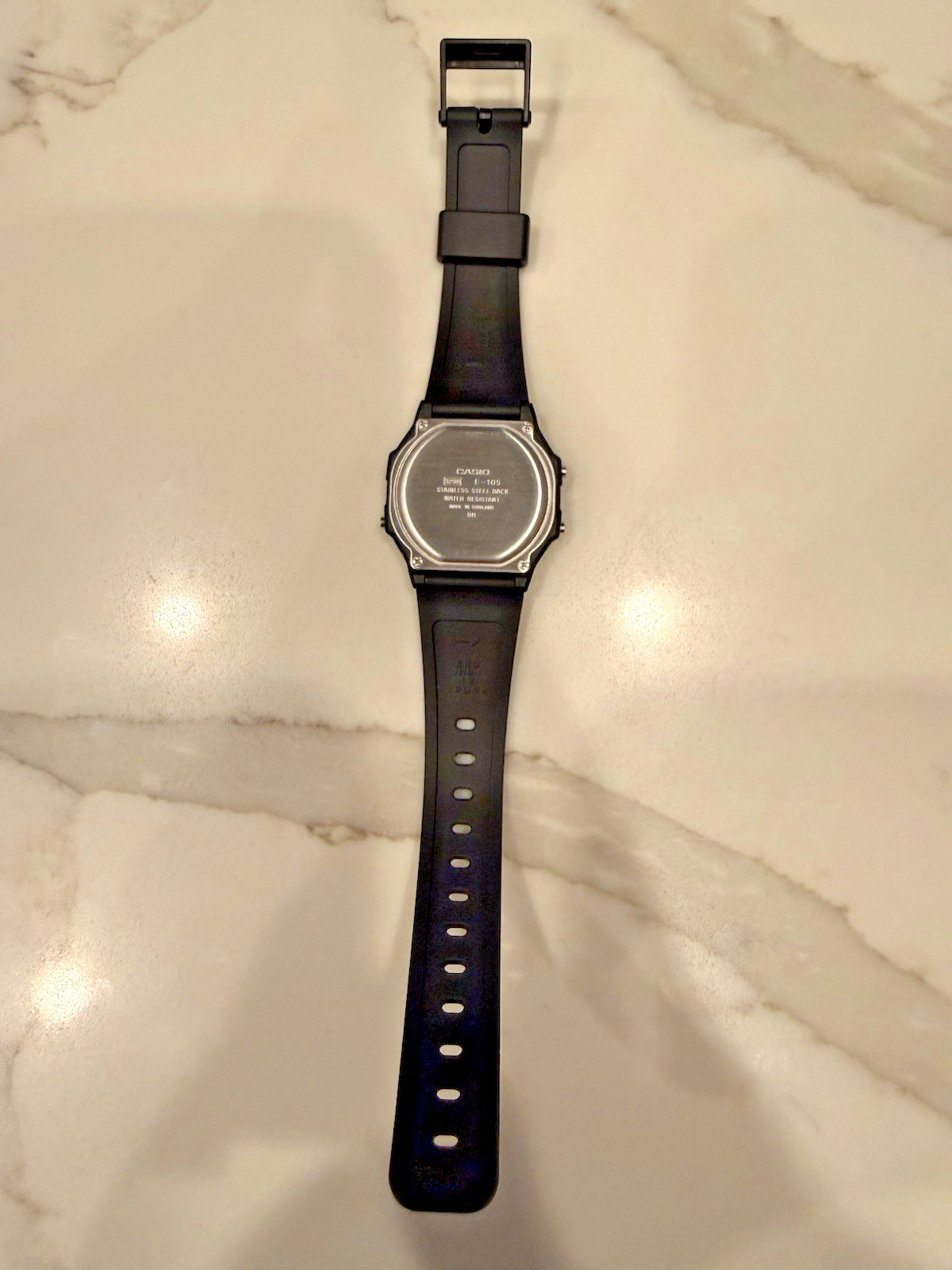 Casio F105W Illuminator Digital Watch Alarm Chrono Quartz Black 3298 Watch Runs