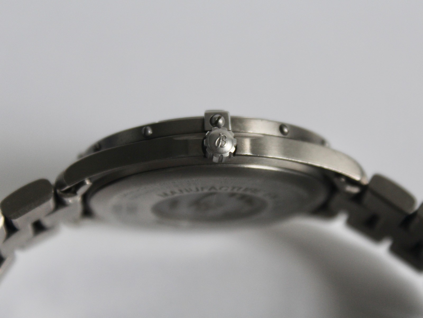 BREITLING Mens Watch E65062 AEROSPACE NAVITIMER, BLACK DIAL, TITANIUM, 40mm, WOW