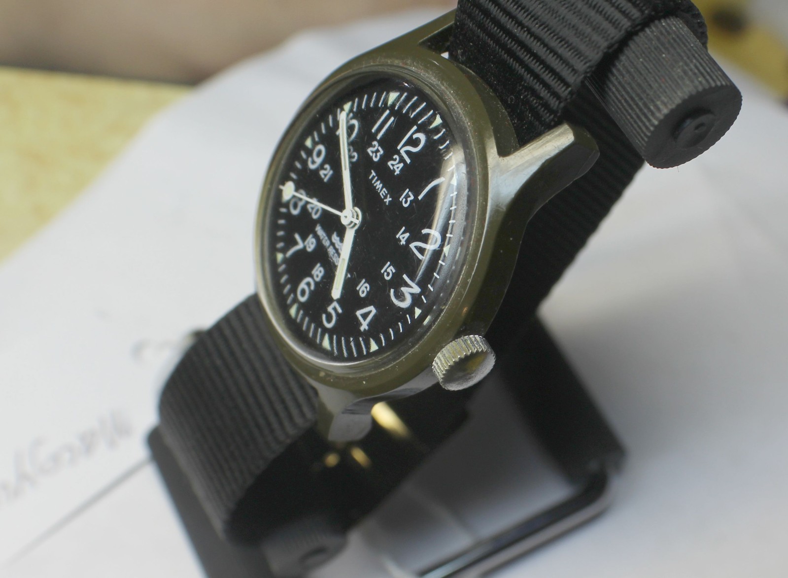 Vintage Timex MacGyver Camper Military Field Watch Men 36mm Green Manual Wind