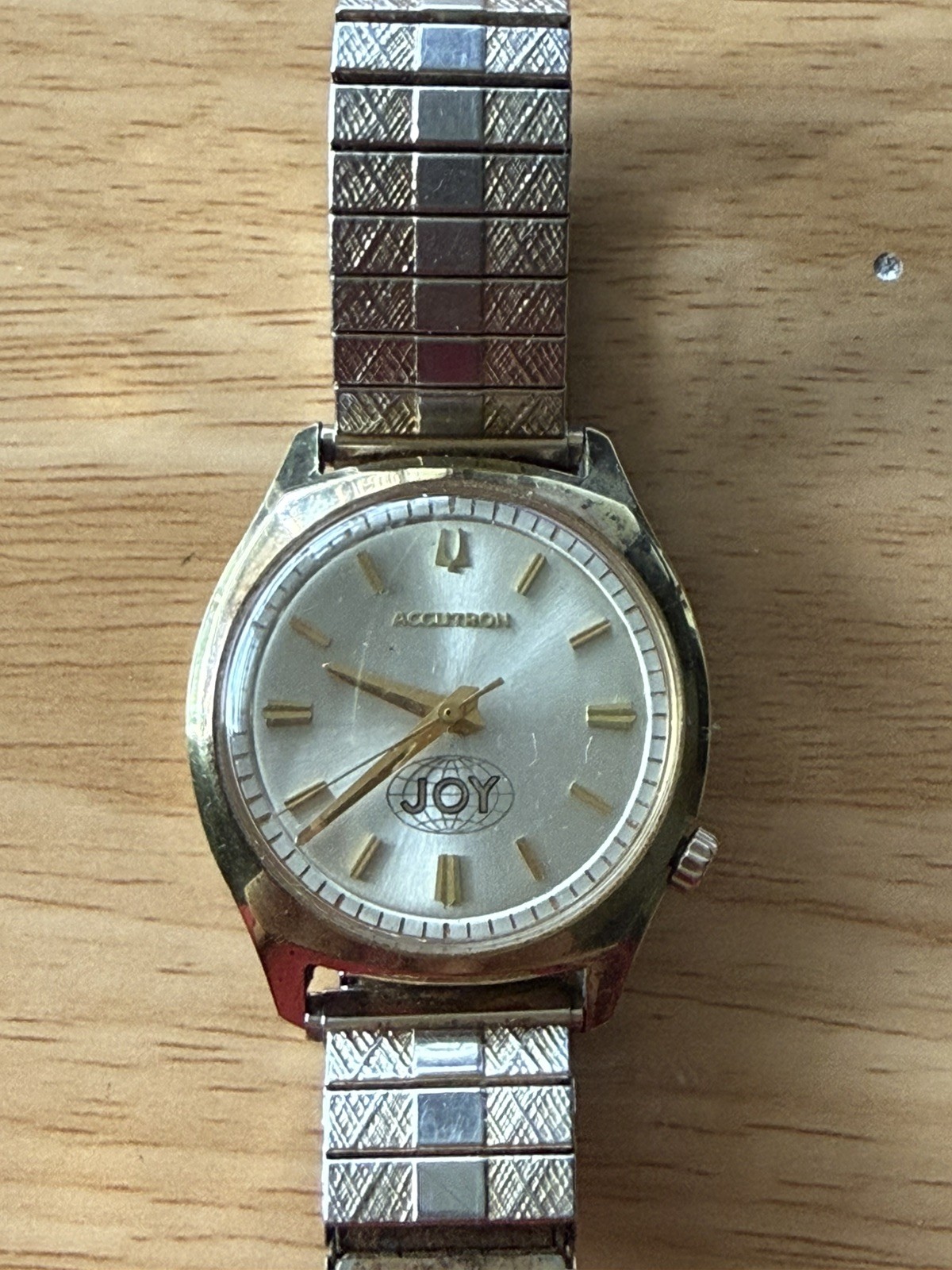 Bulova 1977 Joy Accutron Mens Vintage Wrist Watch Original
