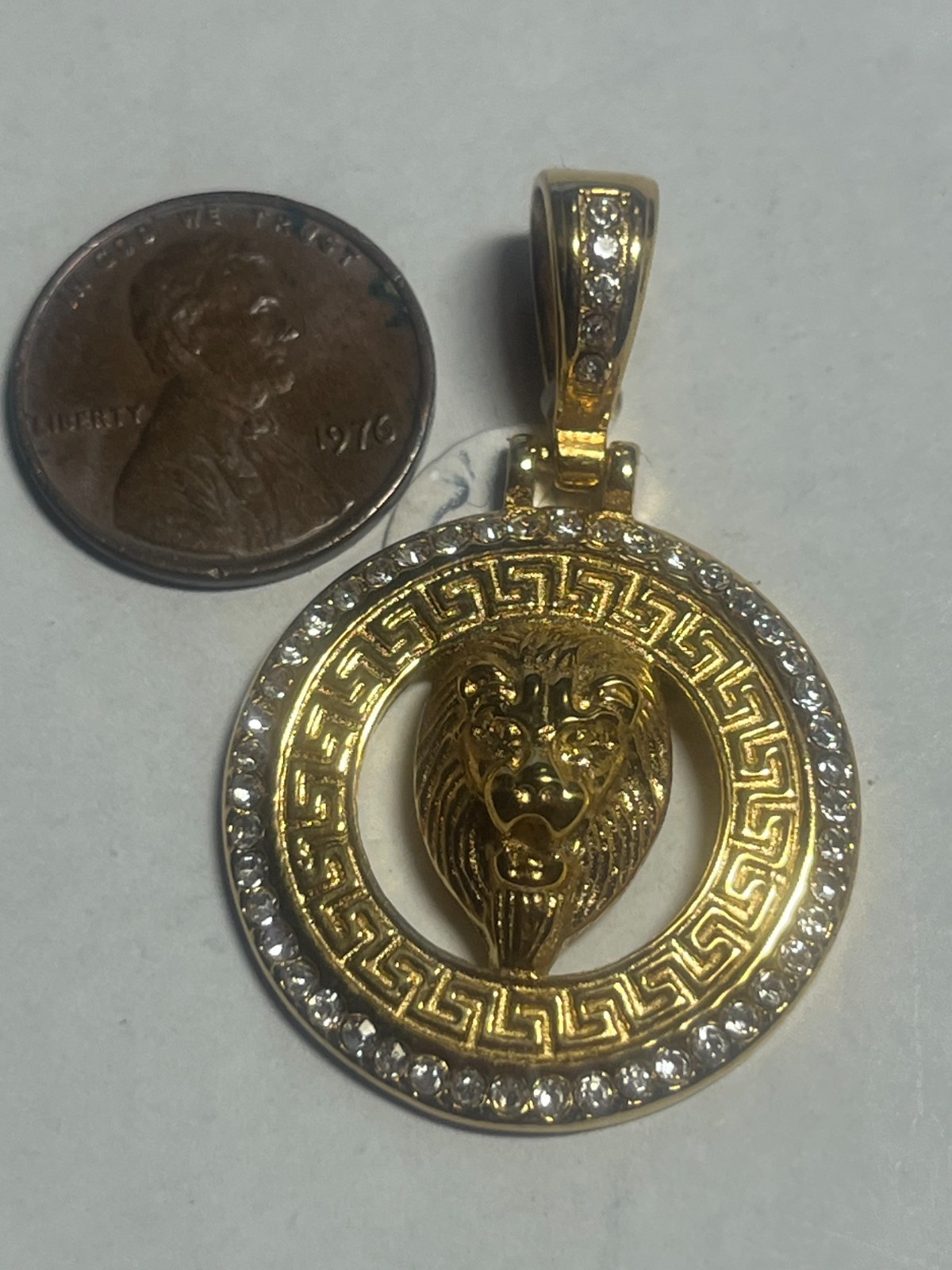 stainless steel pendant,lion face round,26mm,gold color