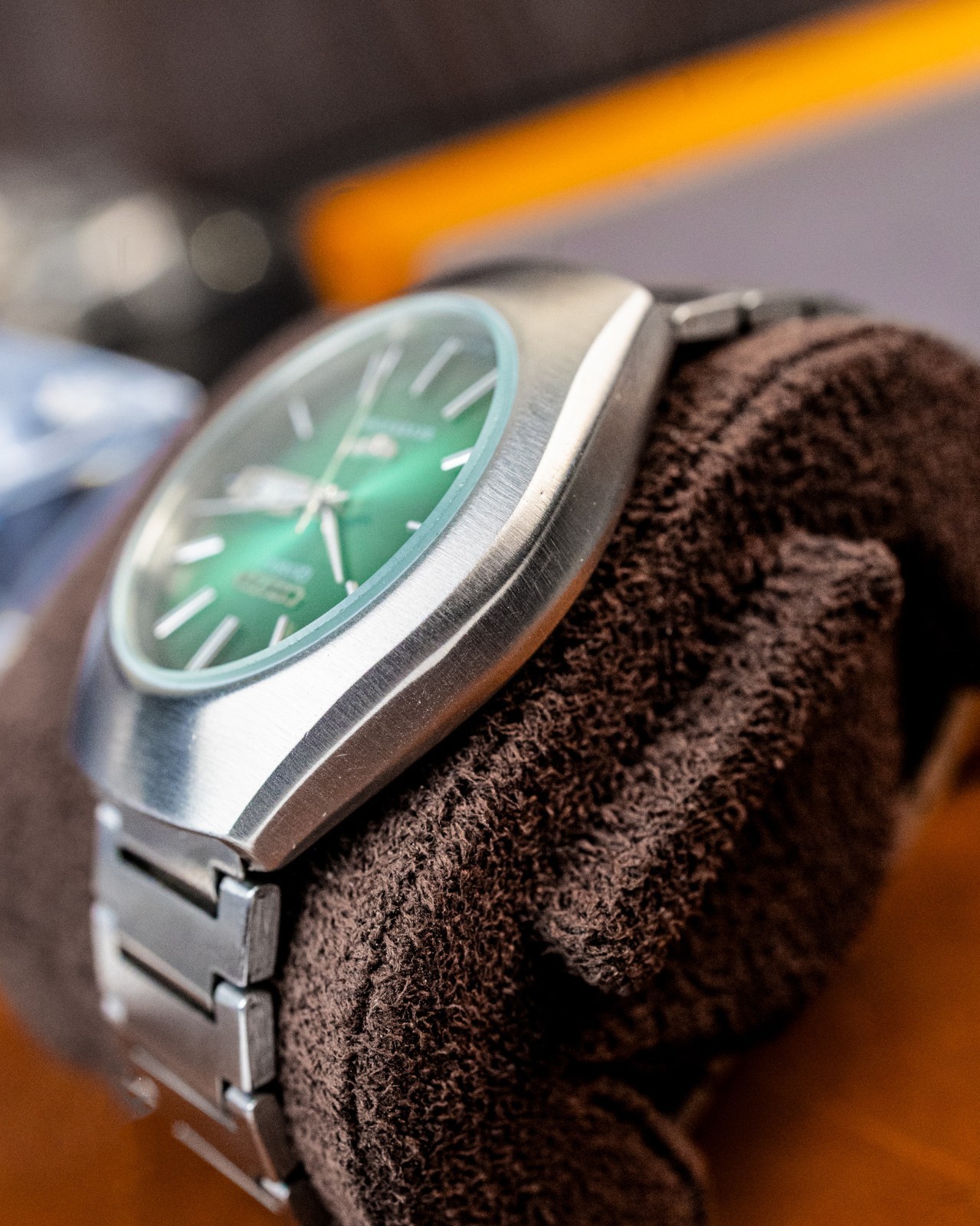 Vintage Citizen Seven Star Quartz – 4-853610 TA – Emerald Green Dial – 1979 JDM