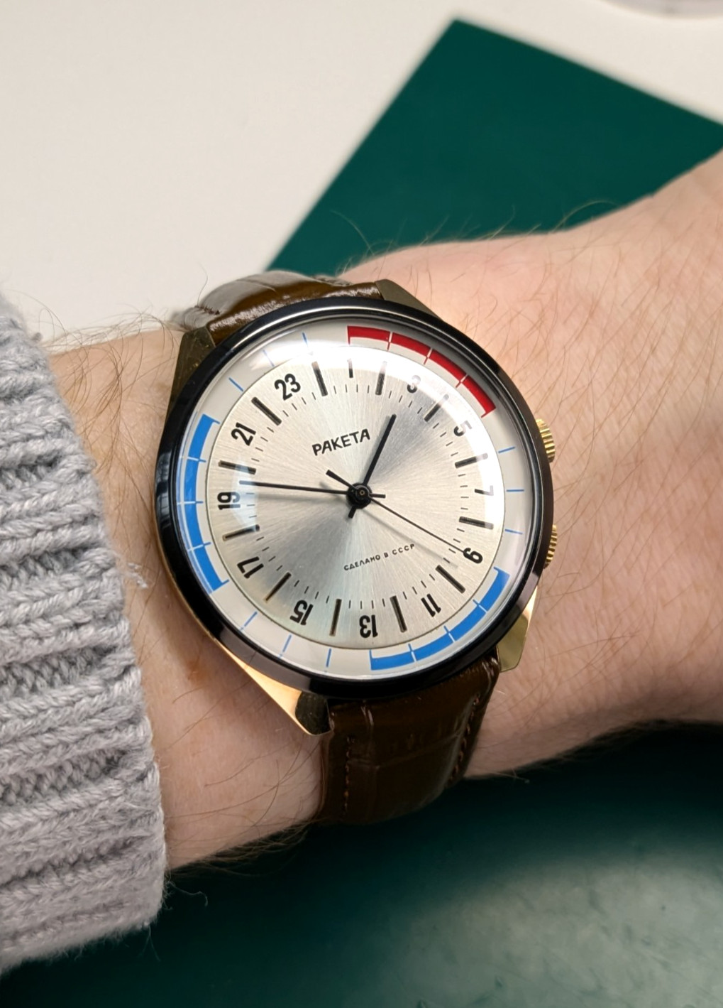 RARE Raketa 24 Hours USSR Soviet wristwatch Arctic Antarctica Polar Mechanical