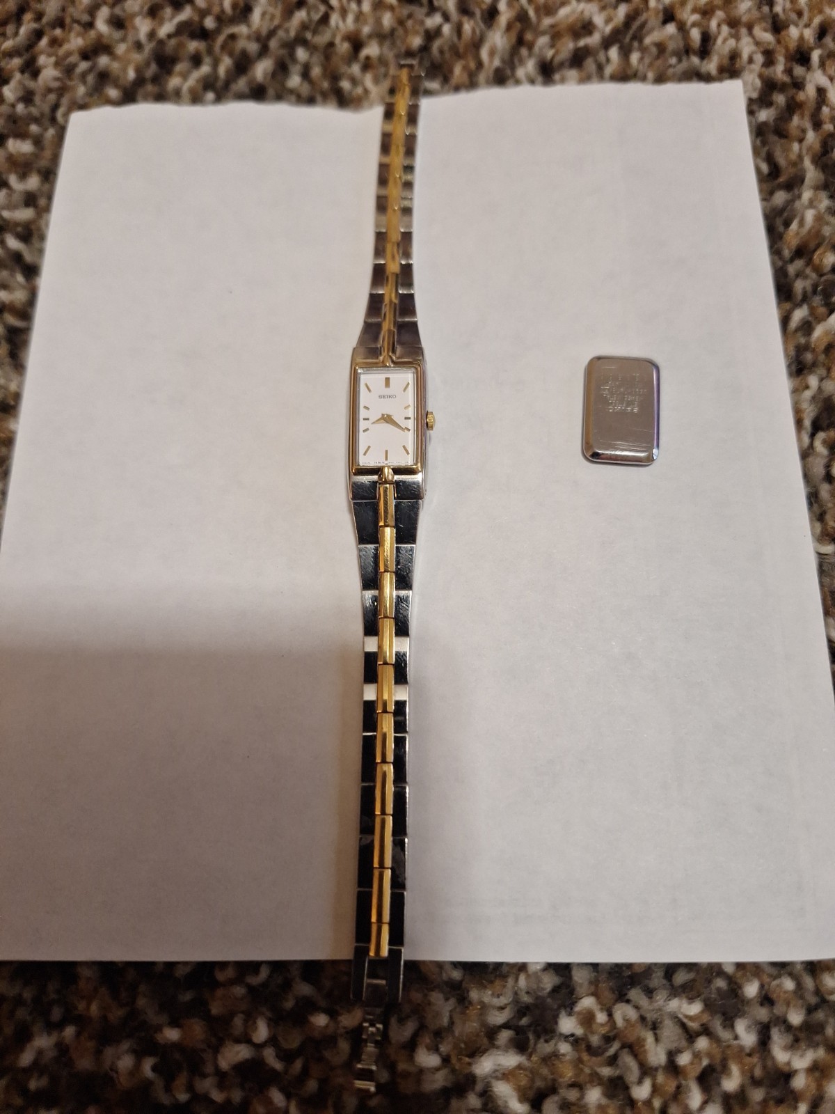 Vintage Seiko Women’s Two-Tone Rectangle Analog Wristwatch Does Not Work
