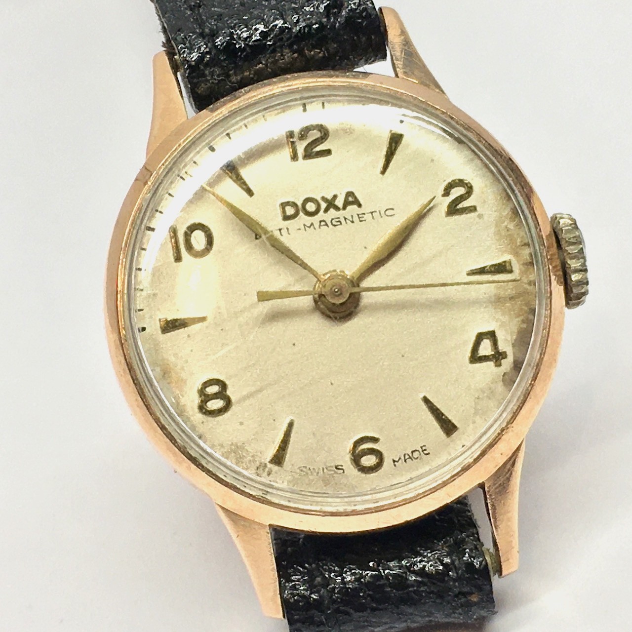DOXA Anti-Magnetic gold women’s watch 14K 585 gold case manual Swiss