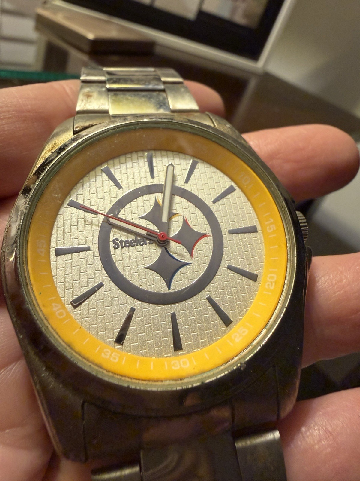 Game Time Pittsburgh Steelers Quartz Analog Wristwatch SS Silver Bracelet
