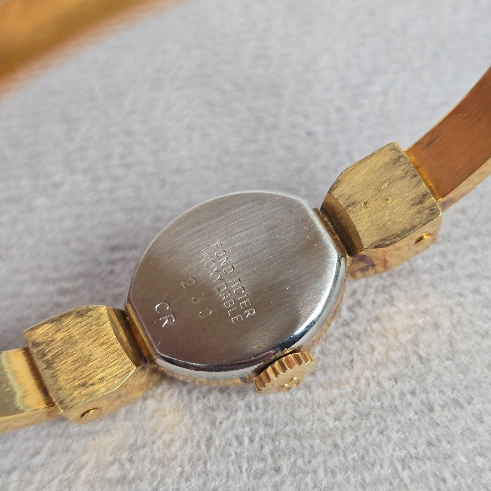 VTG Bucherer Ladies Gold-Tone Manual Wind Watch W/ Adjustable Textured Bracelet