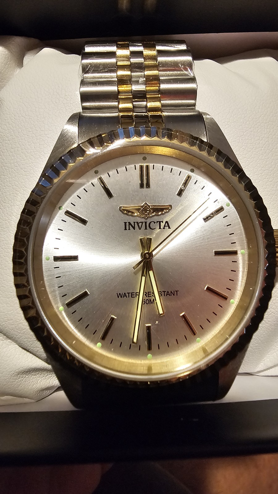 Invicta Specialty 29378 men’s quartz watch with a two-tone stainless steel case