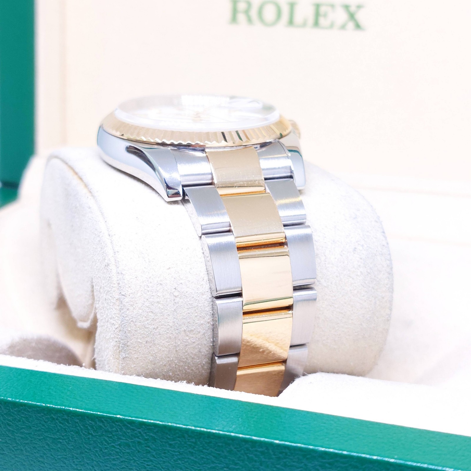 Rolex 36mm 18K Half Yellow Gold White Batons Dial Datejust REF: 116233 (V)
