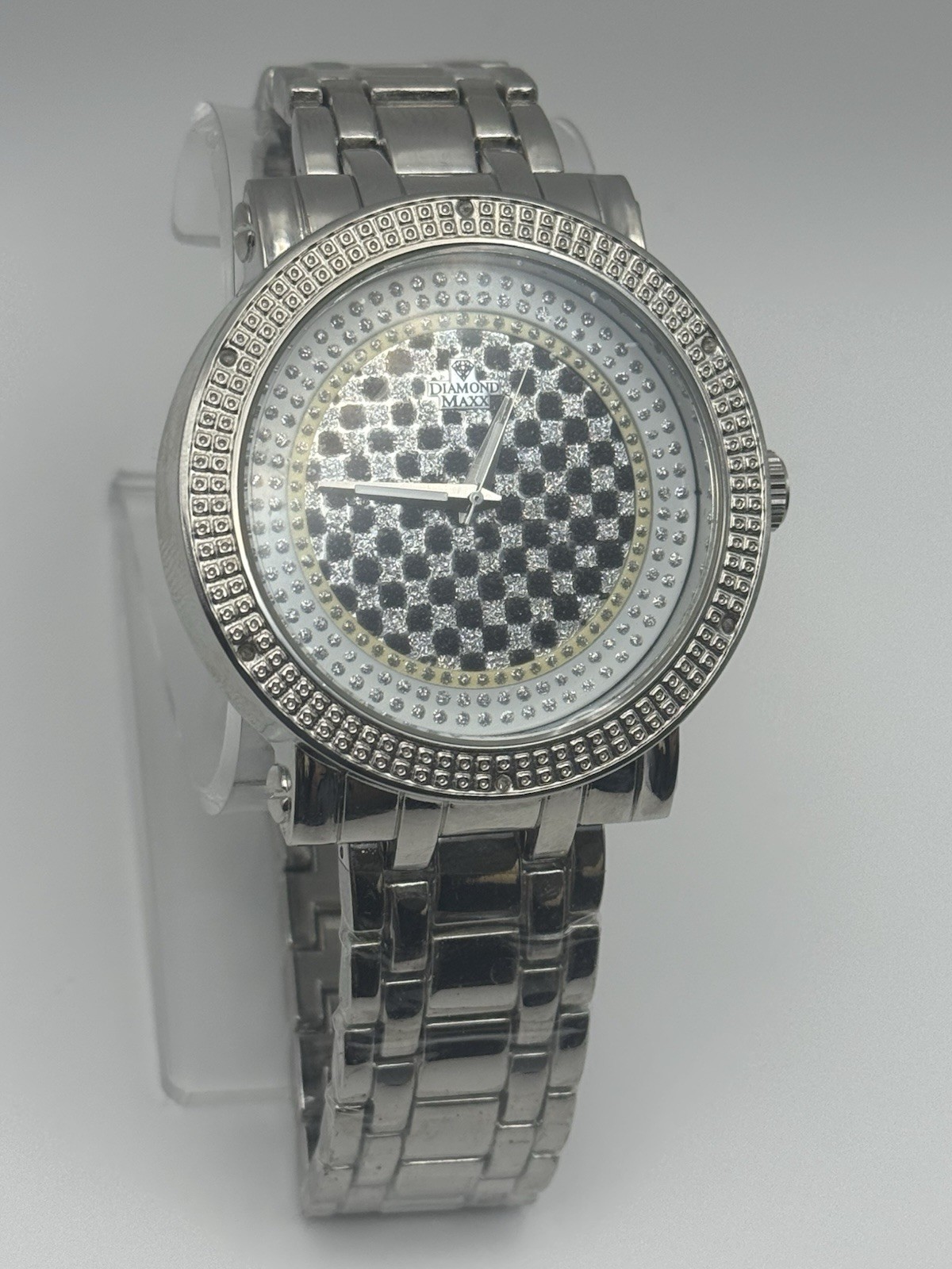 Diamond Maxx Quartz Silver Tone Stainless Steel 44mm Checkerboard Dial Watch