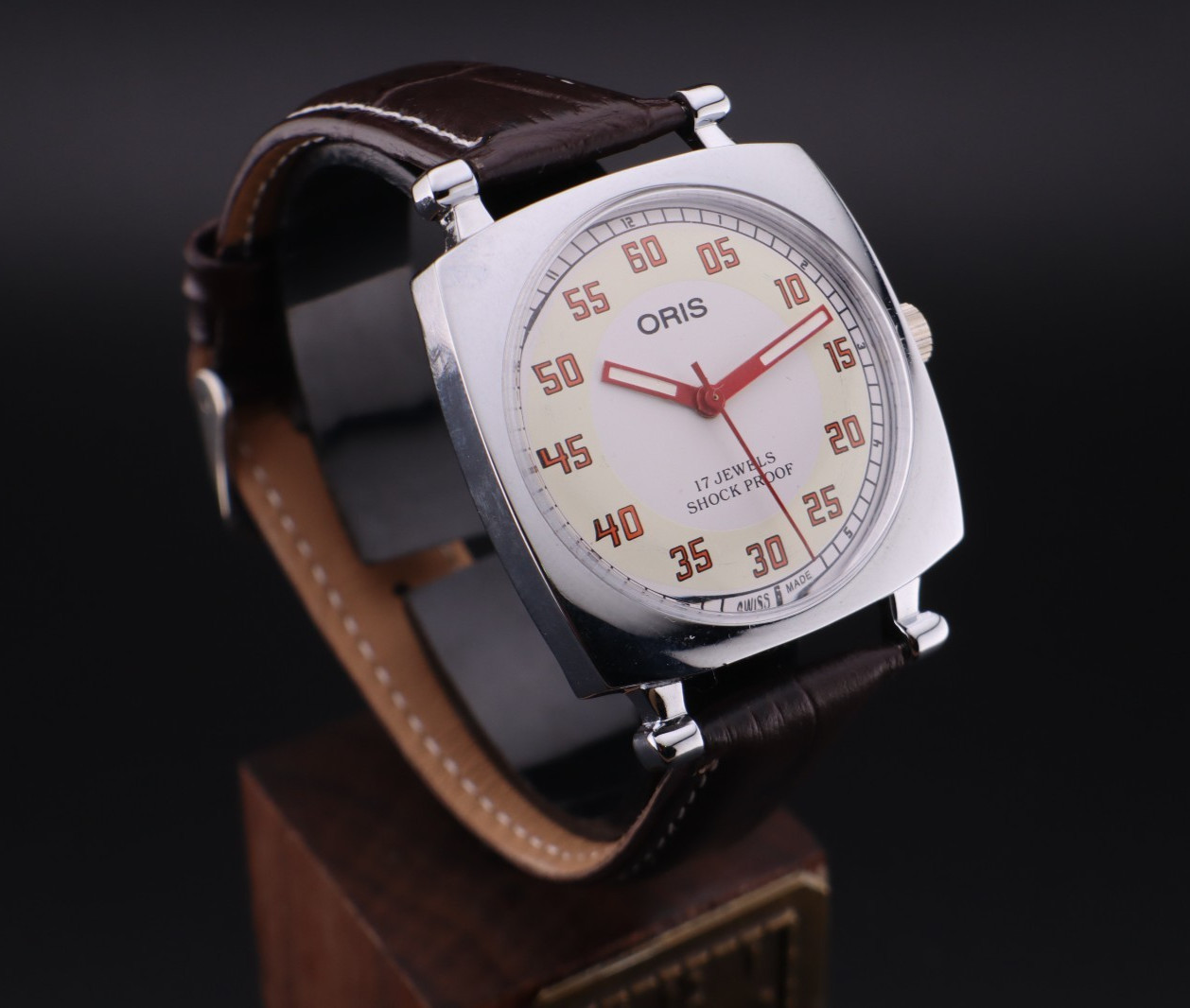 Vintage ORIS Swiss Hand-Wind Classic Mechanical Collectible Men’s Wrist Watch