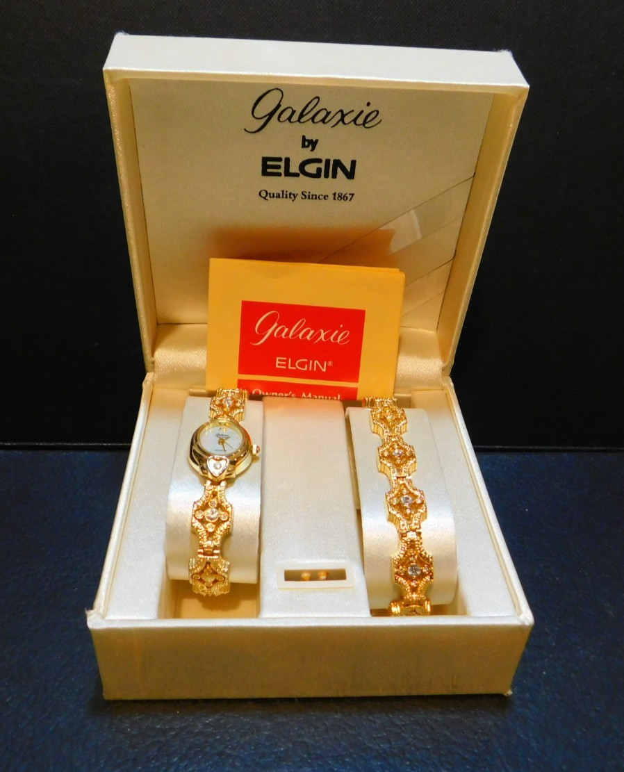 Elgin Galaxie Gold Tone Ladies Watch w/Matching Bracelet Needs Battery
