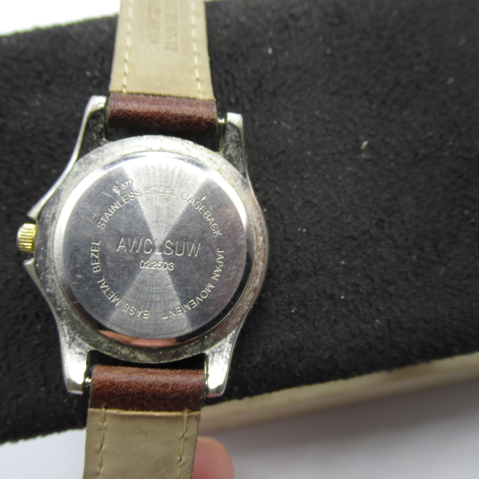 Quartz Diver Style Watch Blue Dial Brown Leather Band Water Resistant 30M