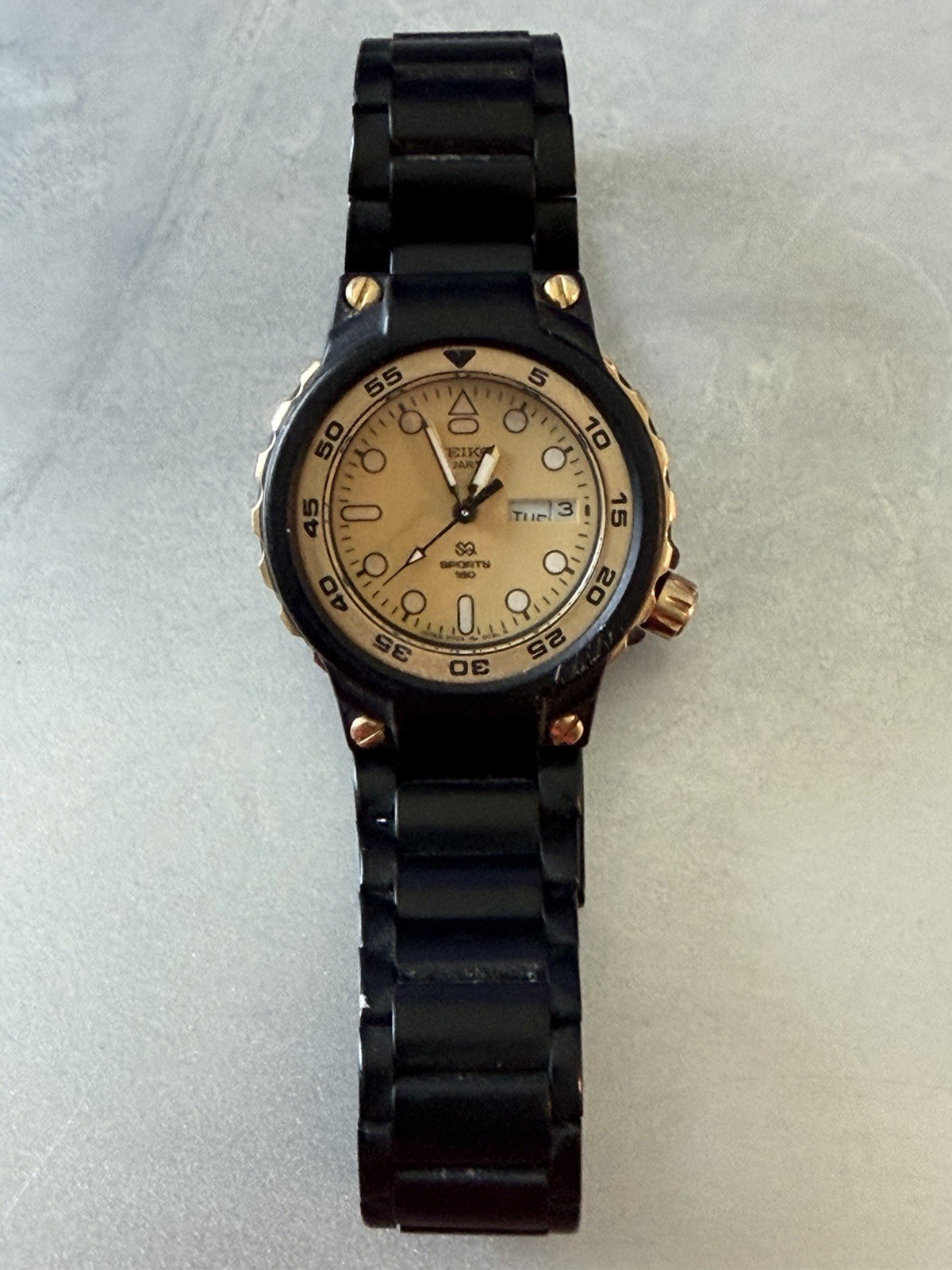 Ladies Seiko Sports 150 Quartz Wrist Watch – 3Y03-0059