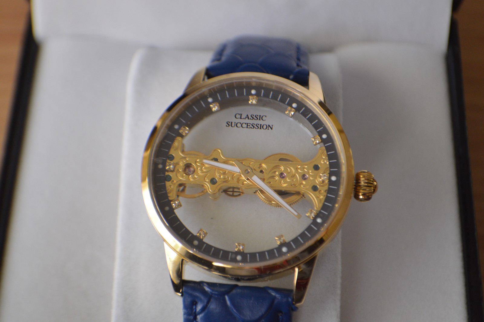 Succession Automatic Mechanical Movement Watch with Blue Leather Strap – 38.8mm