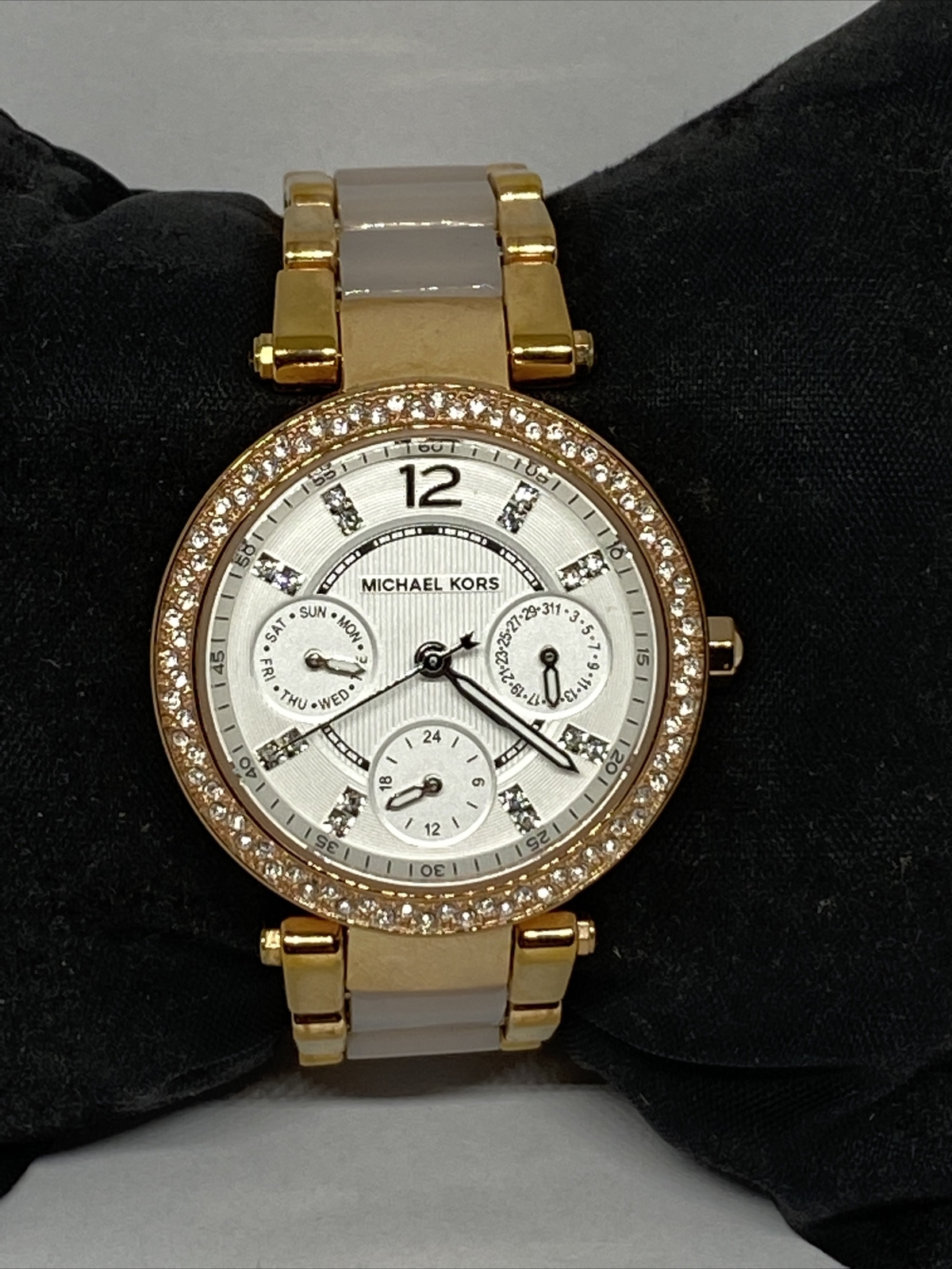 Michael Kors Parker MK5615 Women Stainless Steel Analog Dial Quartz Watch WO717