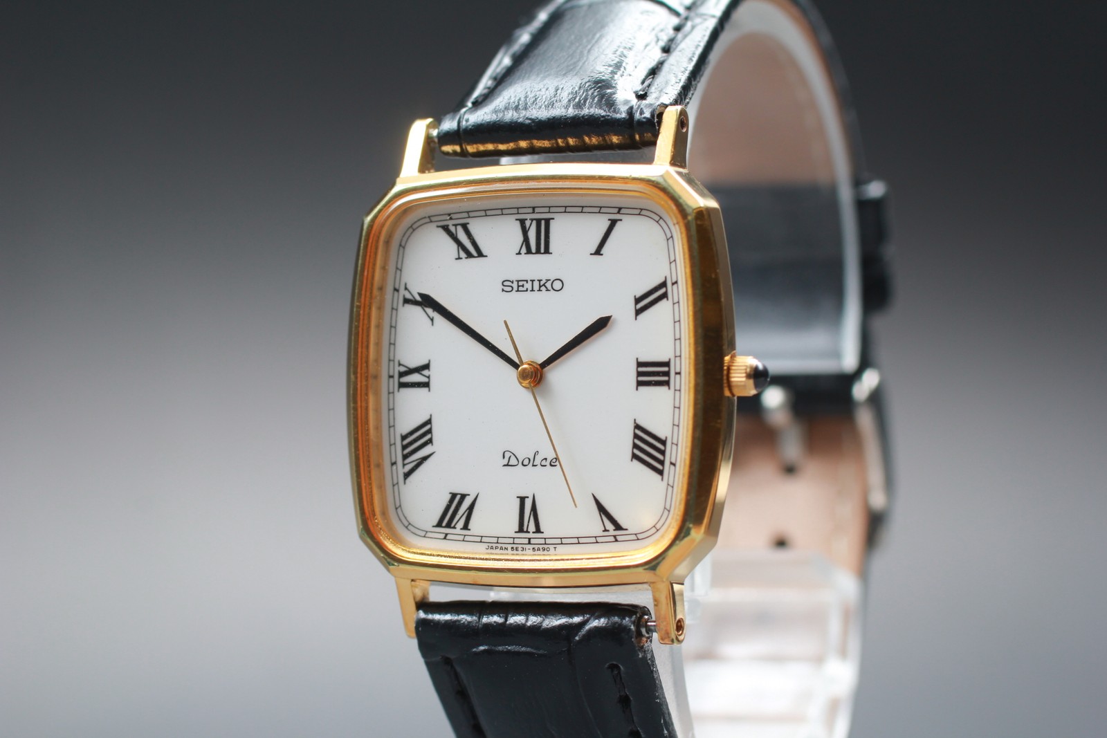 Vintage 1989 [Near MINT] Seiko Dolce 5E31-5A80 Roman SGP30 Qz Mens Midsize Watch