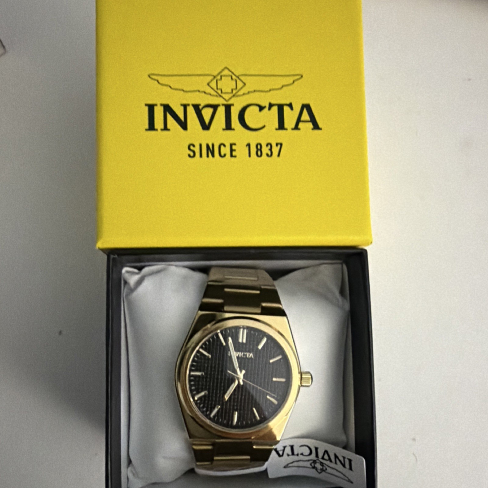 Invicta Men’s Celestial Watch Gold, Black Dial 40 mm 69408