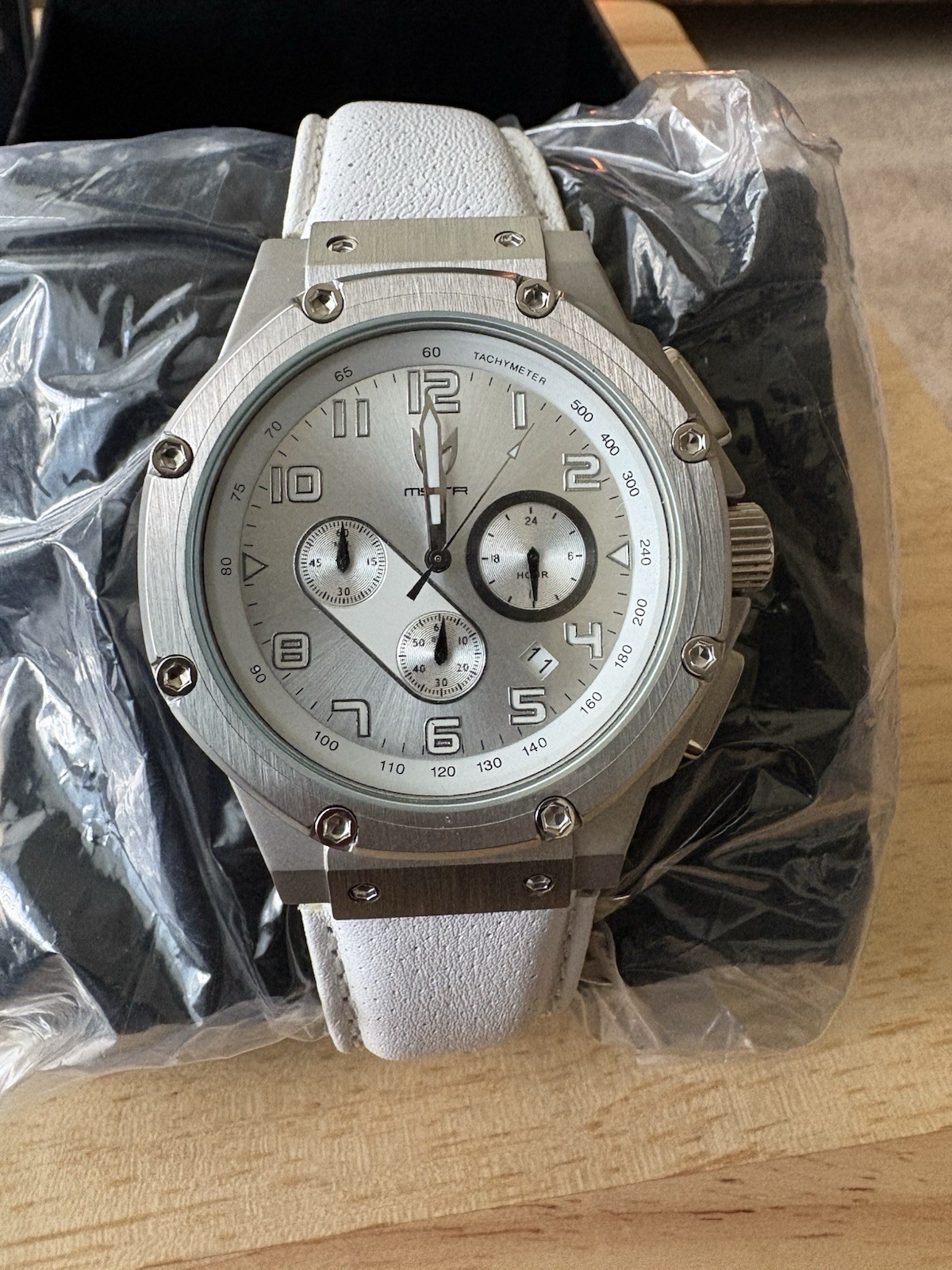 NOS Brand New Vntg MSTR Meister Watch Ambassador White Leather Strap AM115PL