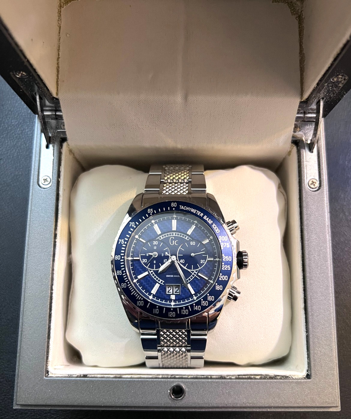 GC Guess Collection GC41007G Tachymeter Chronograph Men’s Watch | Swiss