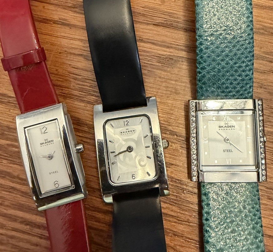 Lots of 3 Skagen Watches Women’s Watches stainless steel case Leather Strap