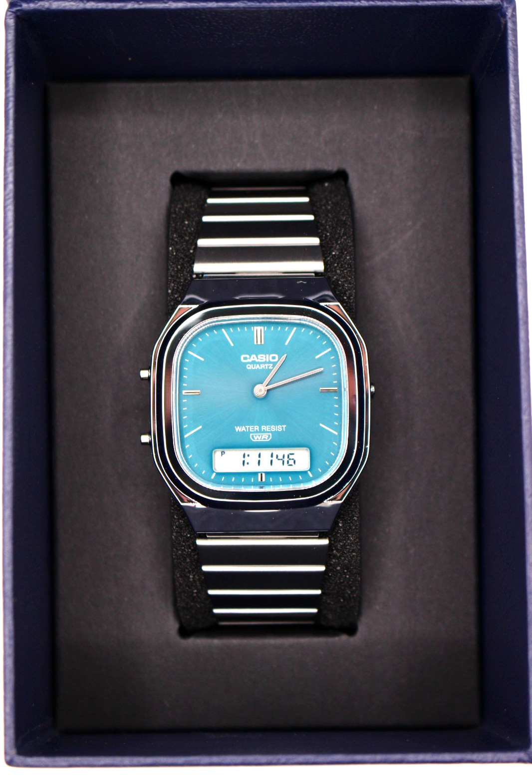 CASIO AQ-240E-3AJF Classic Series Digital Analog Watch Green Retro Modern 2025