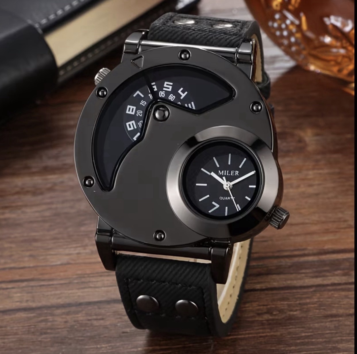 Curren men’s wristwatch, black dial, black leather band, chronograph, analog