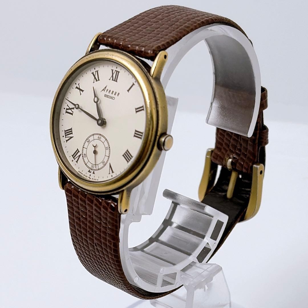 Seiko 2K23-6040 Avenue Small Second Quartz Wrist 15.5-19.5cm Watch