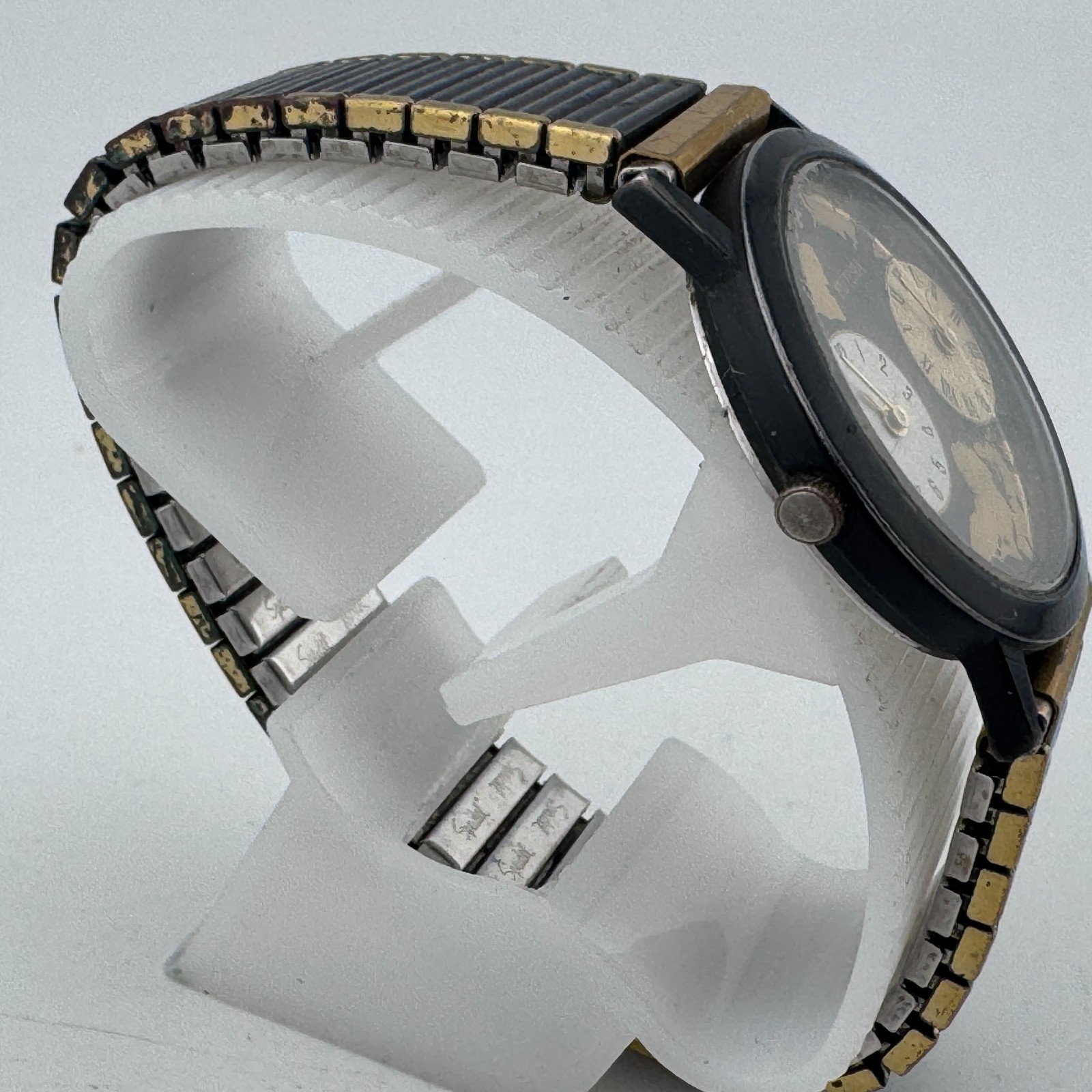 VTG Futura Quartz Watch Unisex Black Dual Movements Stretch Analog New Battery