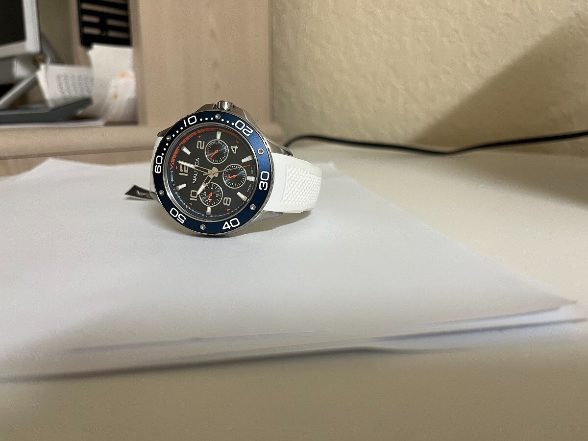 Nautica Pier 25 NAPP25001 Day and date 24 hours Watch