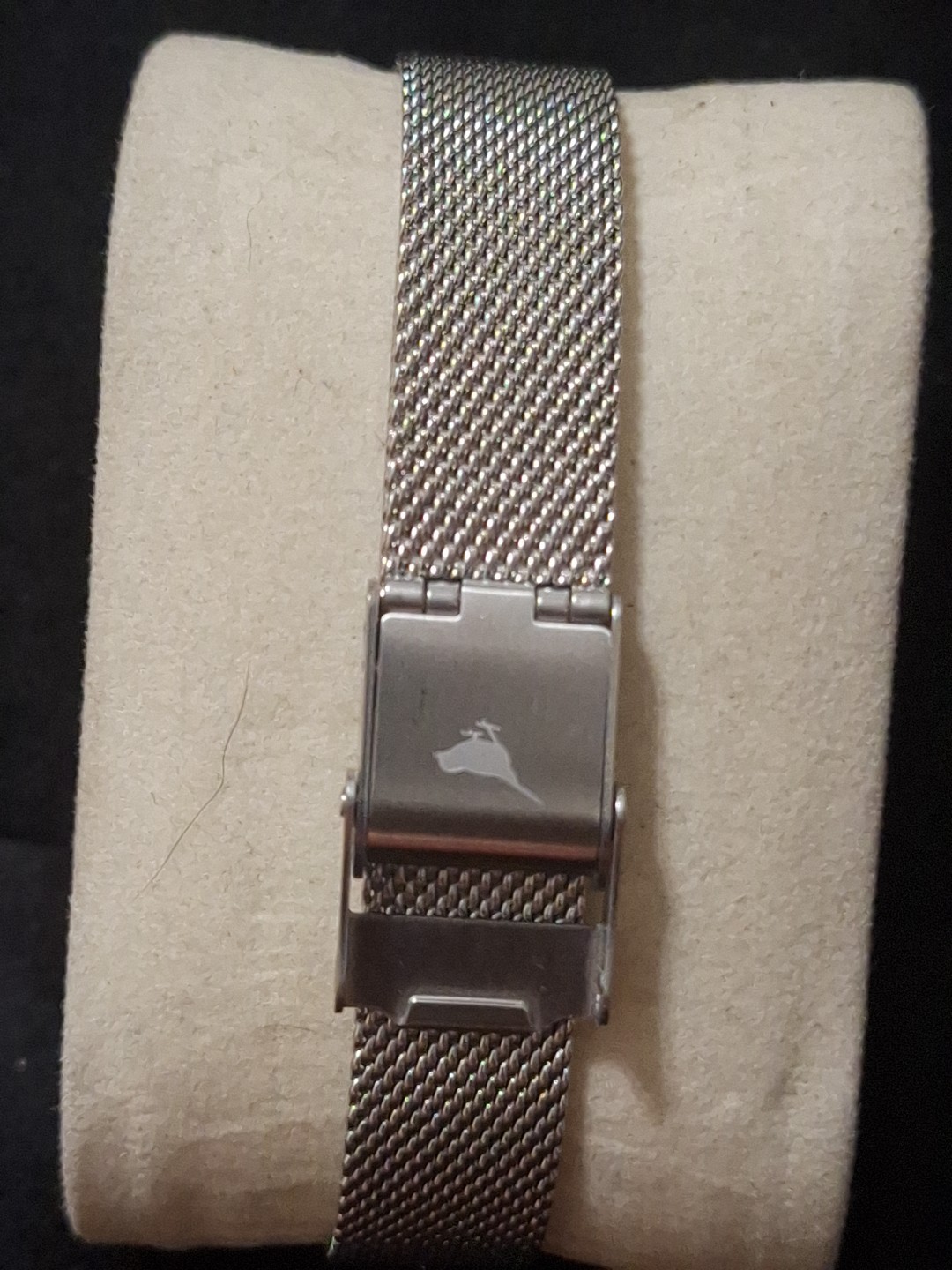 Olivia Burton London Silver Tone Flower Grey/white Dial New Without Tags. Runs
