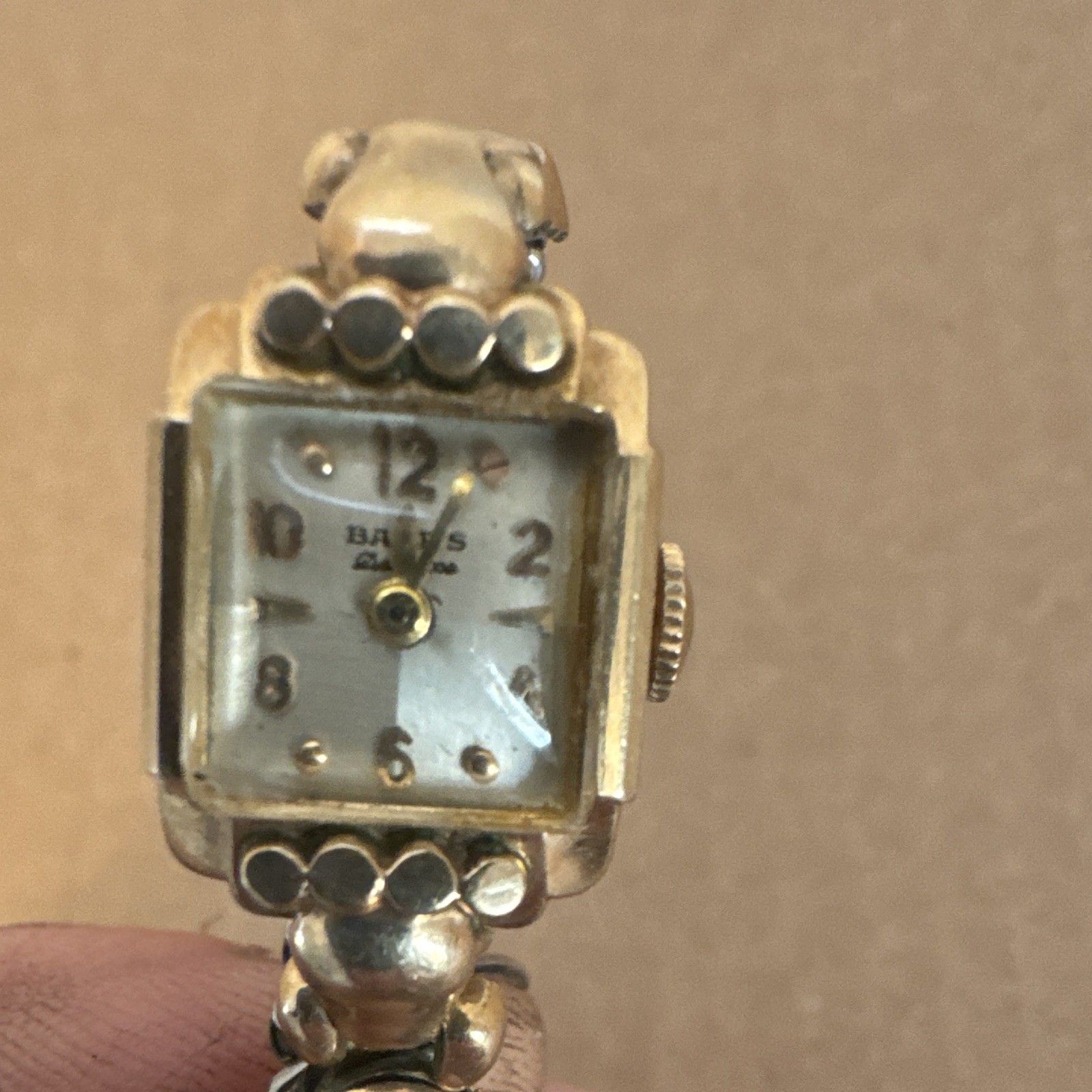 vintage Benrus women’s wristwatch featuring a 10K gold filled bezel and a