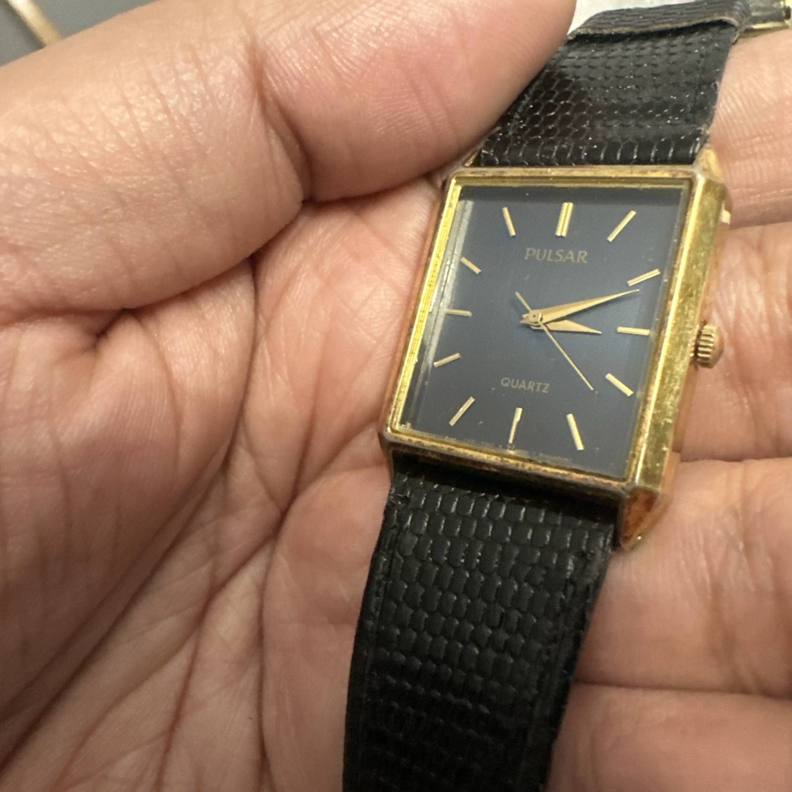 Working Vintage Pulsar Y481-8060 Dress Tank Quartz Watch New Battery Rare 26mm