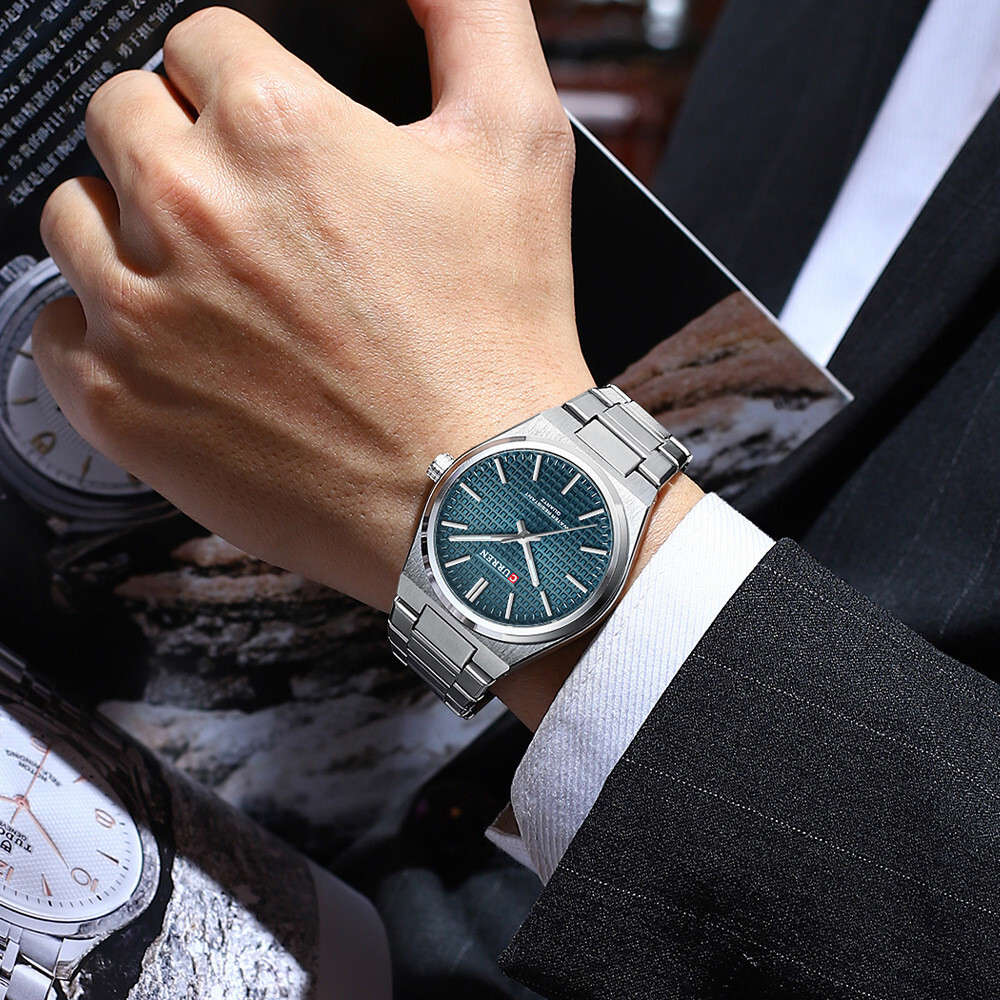 CURREN Men Quartz Watch Luxury Steel Wristwatch Luminous Sport Watch Males Watch