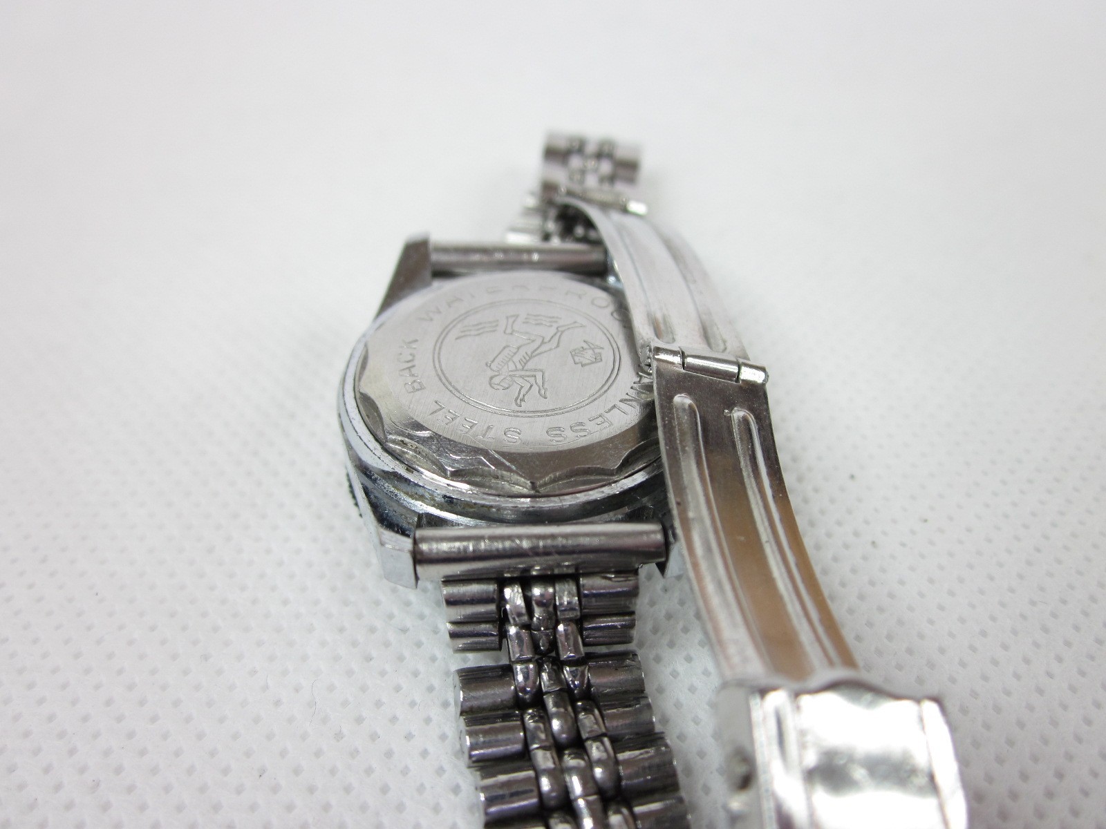 WOMENS AUGUSTUS DIVER WATERPROOF STEEL BRACELET WRISTWATCH WORKS