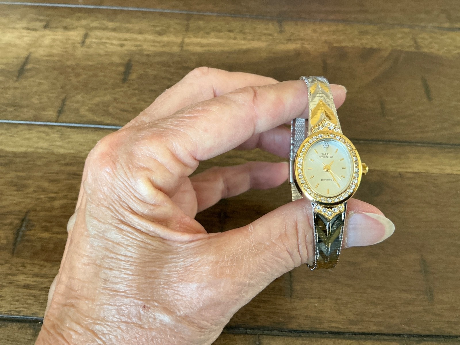 Sarah Coventry Watch Supreme Women 18mm Case Quartz Three Hands Gold/Silver Tone