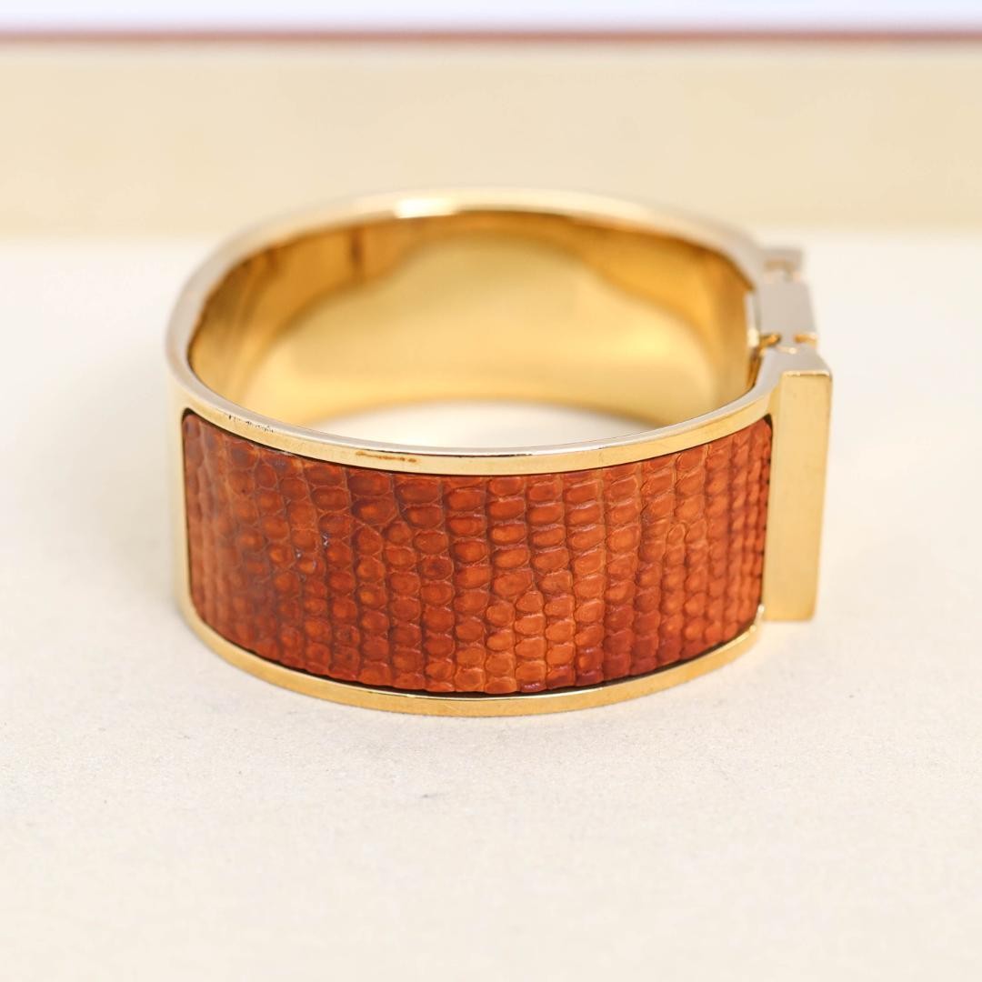 Hermès Loquet LO1.201 Quartz Gold-Plated Ladies Watch Lizard Leather Band