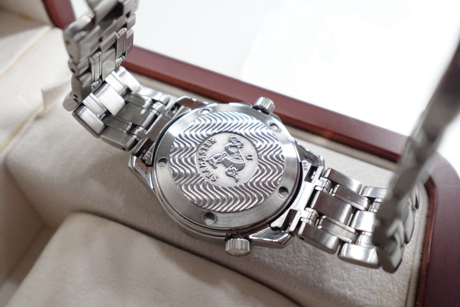 OMEGA Seamaster 2552.80.00