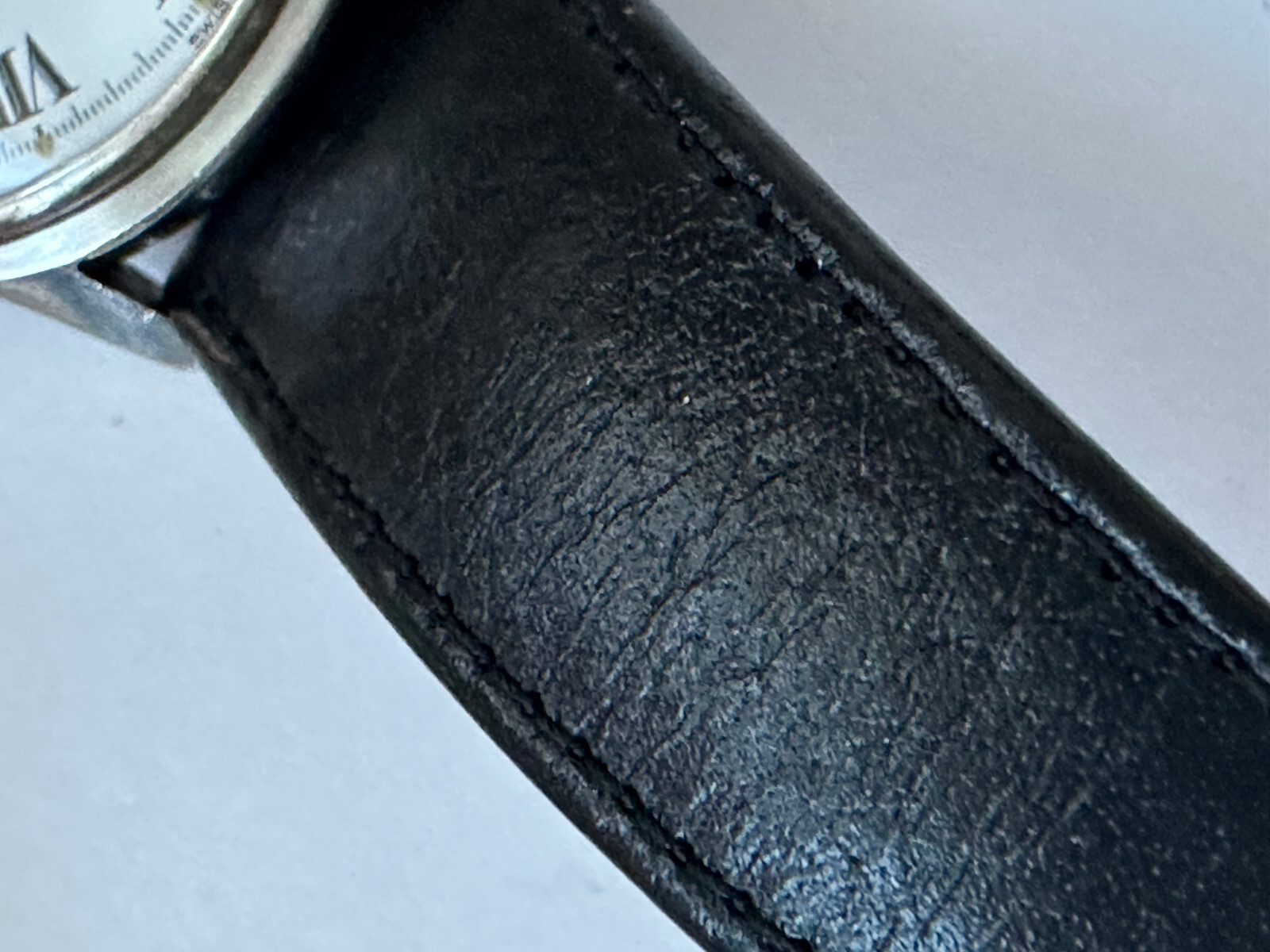 Universal Genève Polerouter Date Large Second Automatic 593256 LOCATED IN THE US