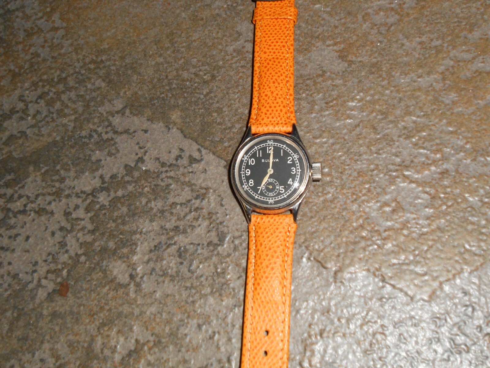 World War 2 Bulova Military Wrist Watch , Cal. 10 AK, 17J, Just Serviced