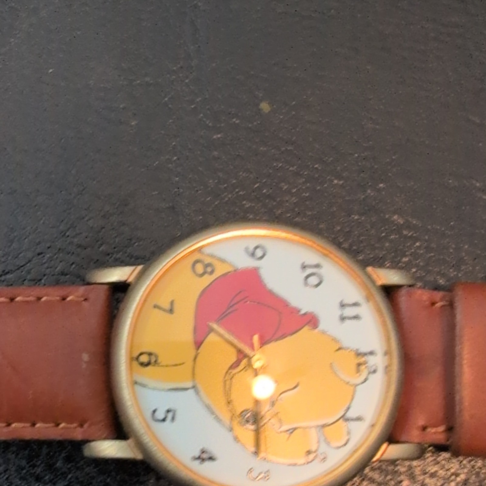 Disney Winnie the Pooh Vintage Quartz Analog Watch Brown Timex Rare Vintagewatch