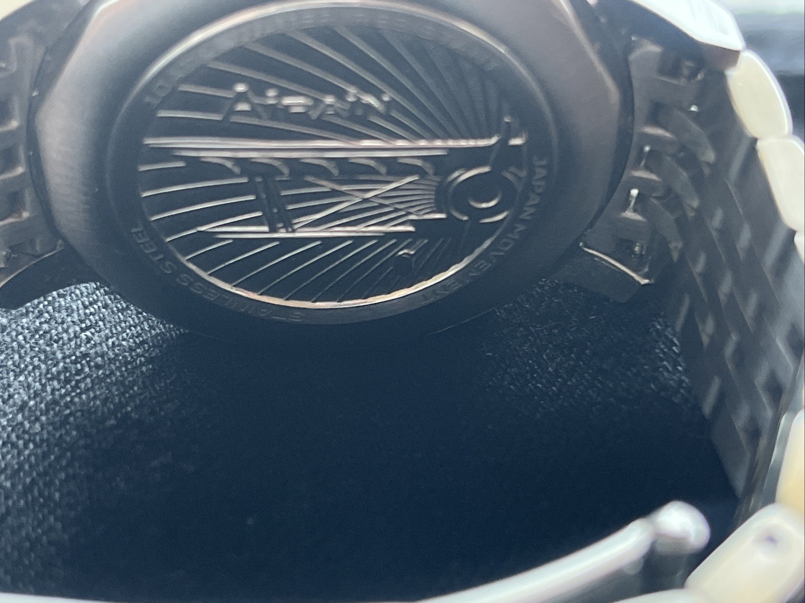 Airain Type 20 Chronograph Black Dial 39mm Steel Bracelet 100m
