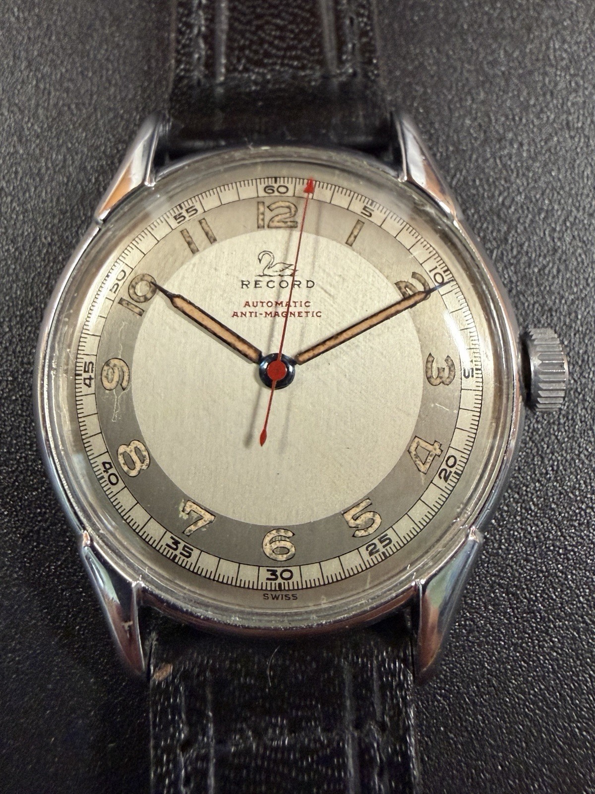 Record Vintage Bumper Automatic Cal. 172 23J Sector Dial 35mm Rare Watch 1950s