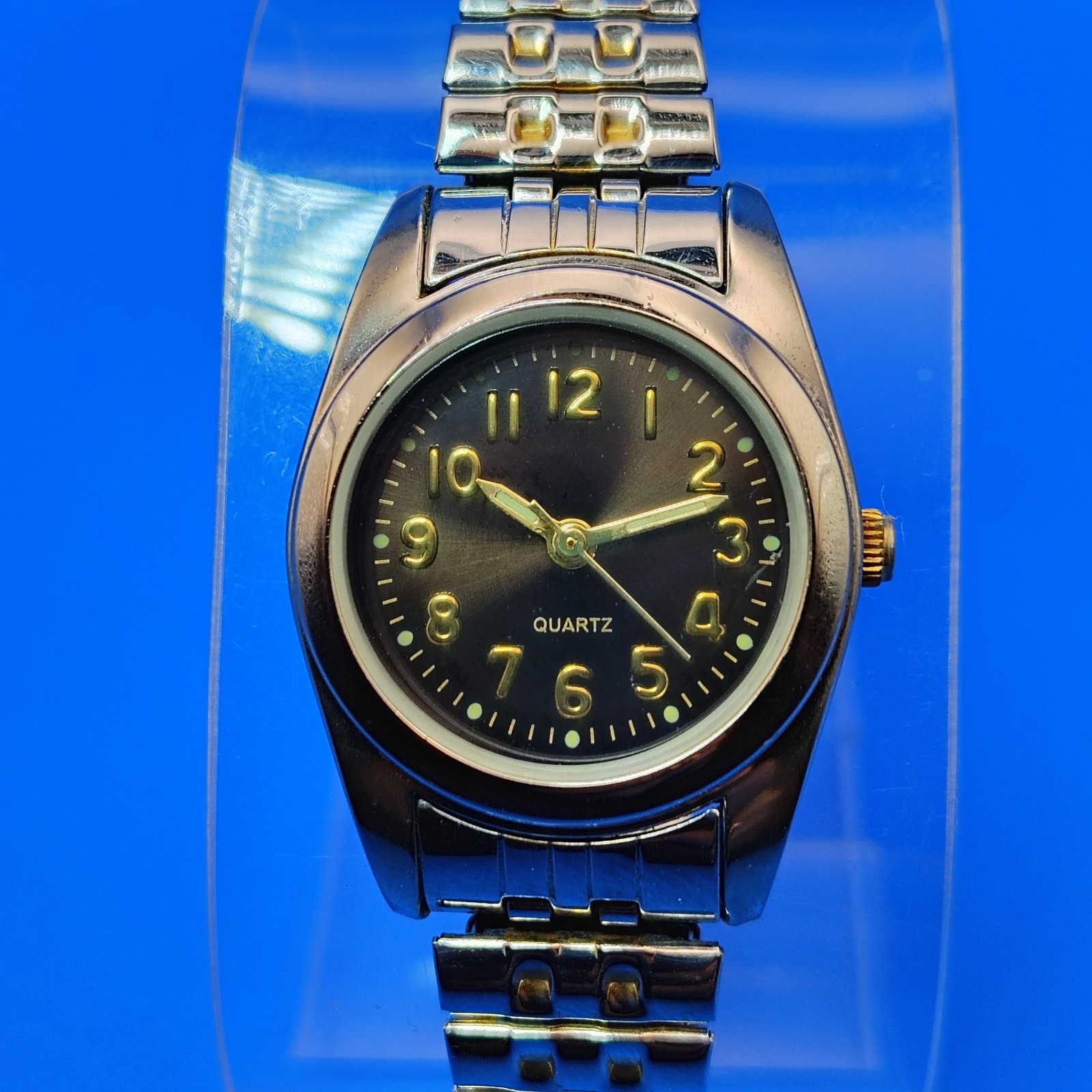 Vintage 1993 Movt 2035 Women’s Quartz Fashion Watch Sunburst Dial Lume Hands