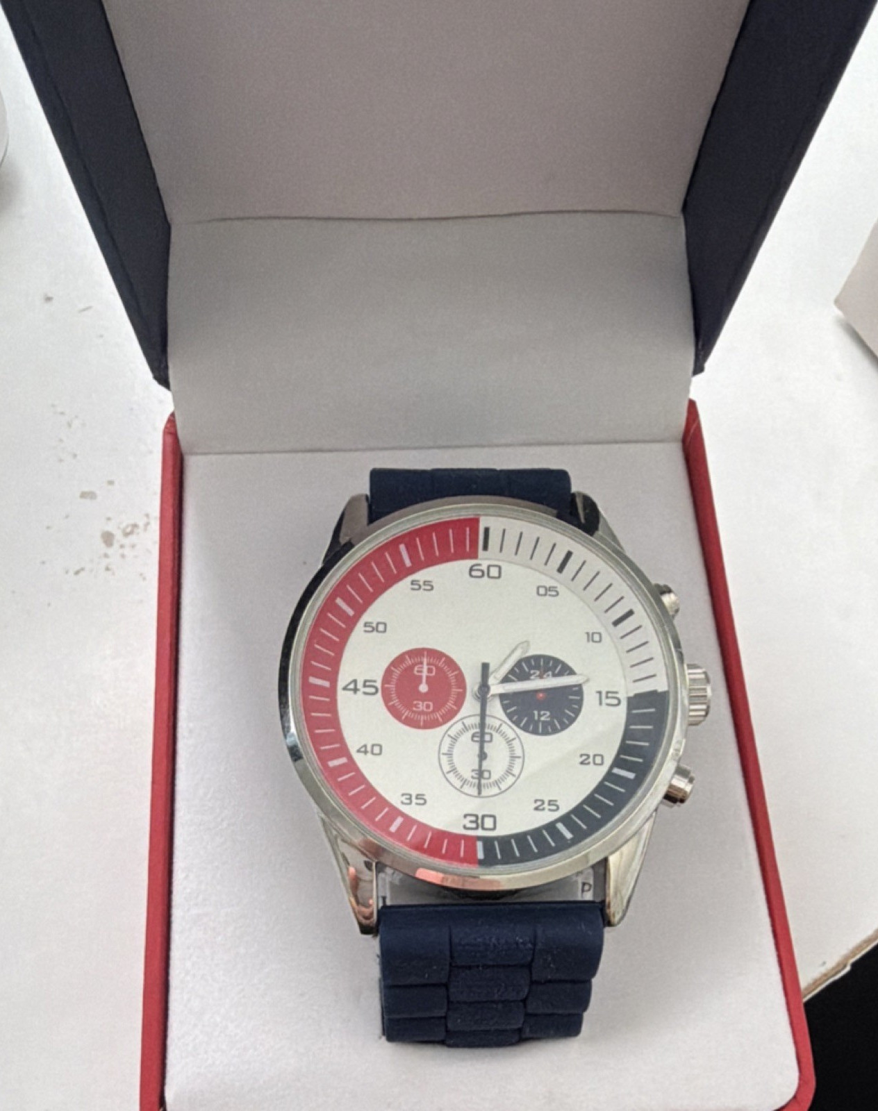 Men’s Chronograph Wristwatch Blue Rubber Strap Red White Blue Dial Analog