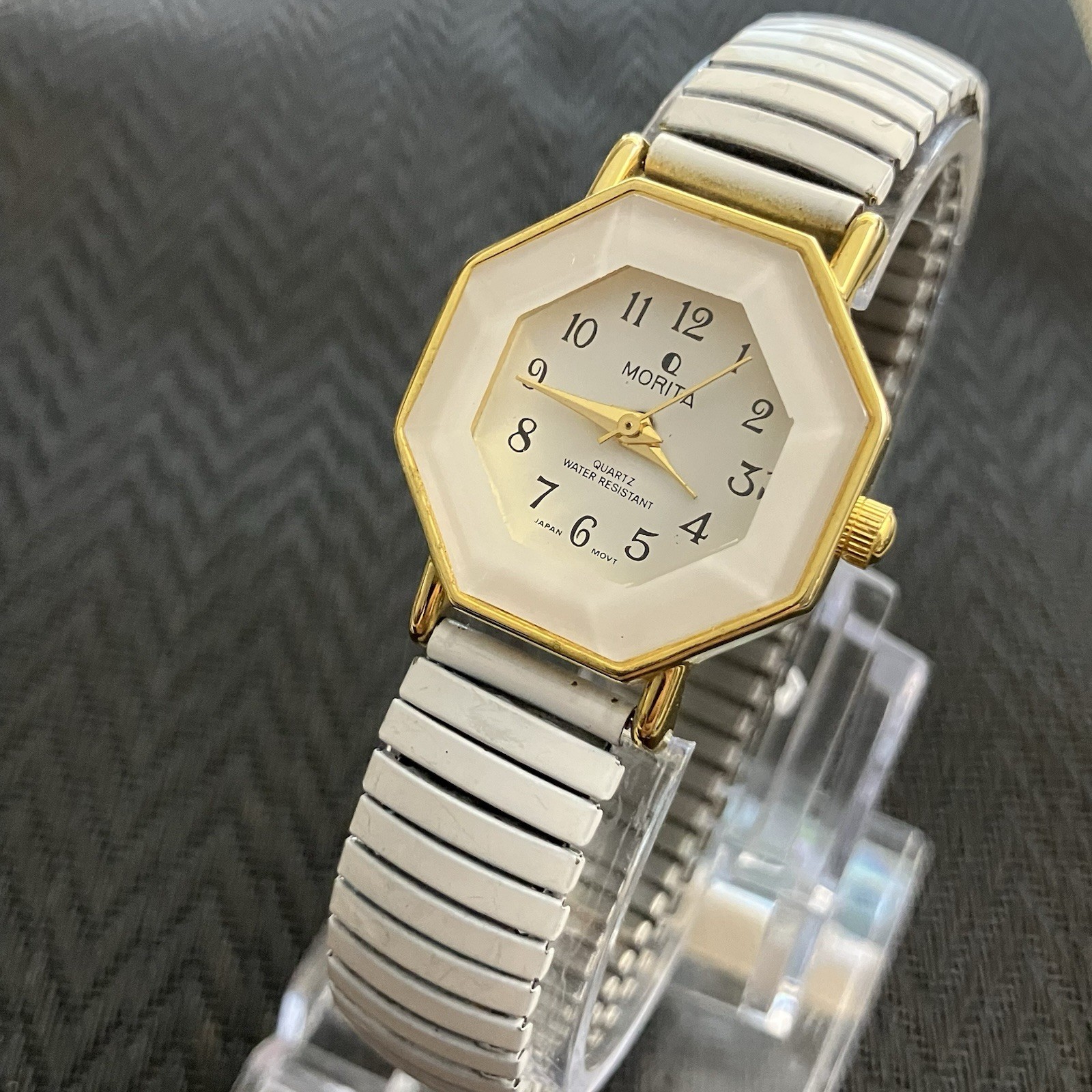 Women’s Morita Gold Tone Octagon Shape Case. Works A+ Condition New Battery