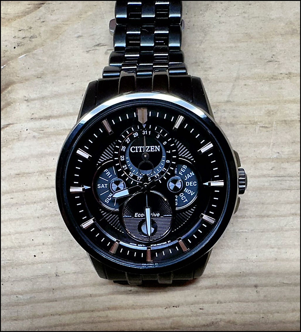 Citizen Calendrier Moonphase Men’s Eco-Drive Watch ~ BU0057-54E