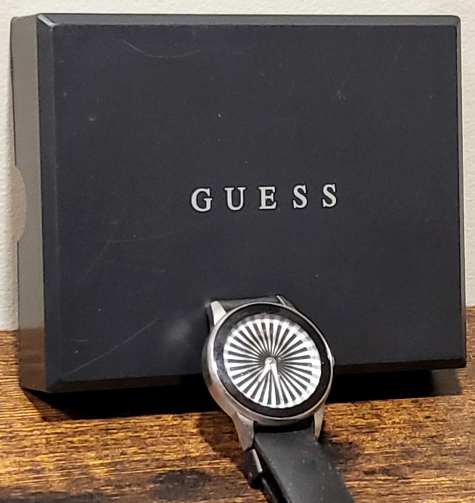 Rare GUESS Men’s Watch I65120G1